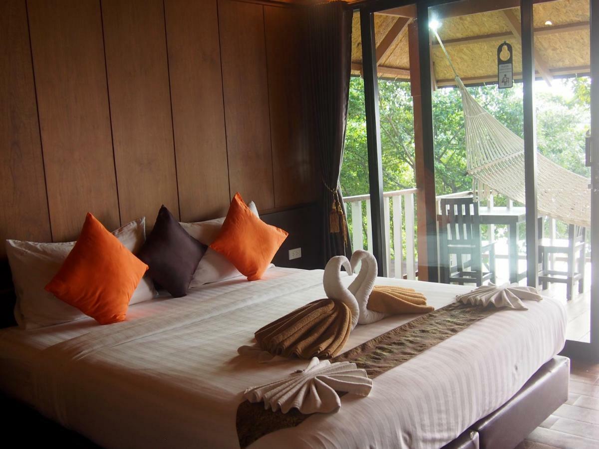 Chareena Hill Beach Resort Koh Lipe Exterior foto
